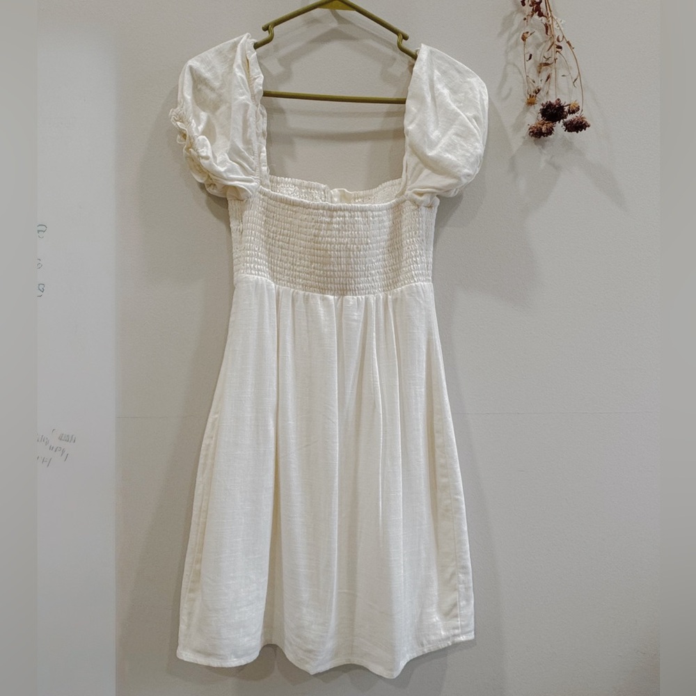 Astr White Smocked Puff Sleeve Sundress